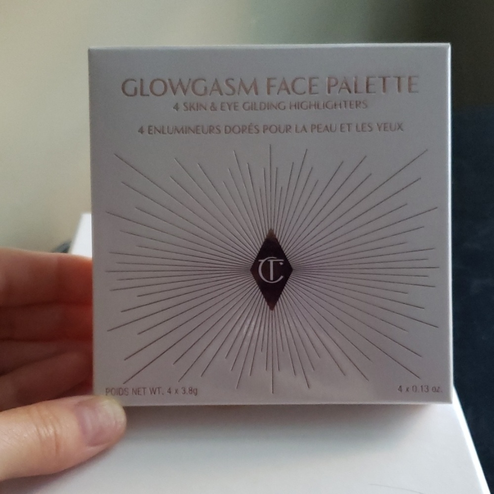 Charlotte Tilbury Glowgasm Face Palette